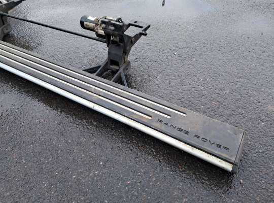 Подножка порога на Range Rover III (LM, L322)