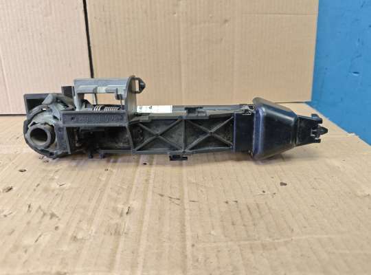 Ручка двери наружная RN1600664 на Renault Master III