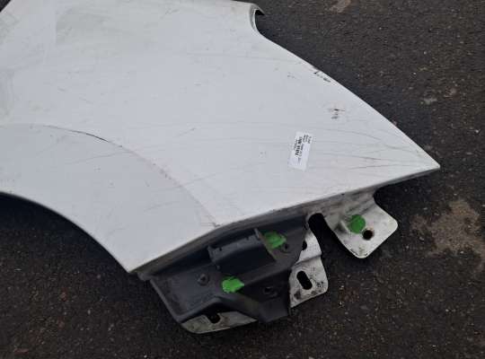 купить Крыло переднее на Renault Master III