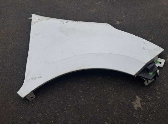 купить Крыло переднее на Renault Master III