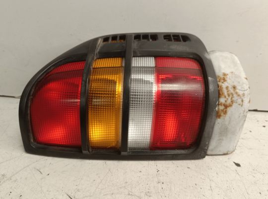 Купить Фонарь задний на Isuzu Rodeo II (UTS-145) Фонарь задний IZ28093 на Isuzu Rodeo II (UTS-145)