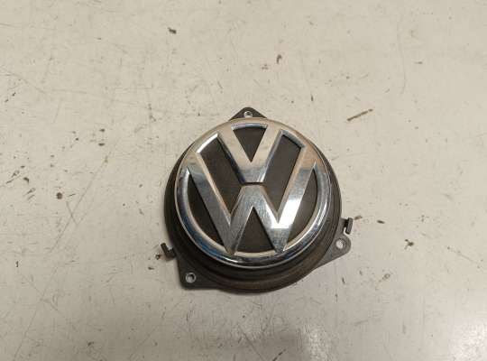 купить Ручка крышки багажника (задней двери) на Volkswagen Passat B6 (3C)