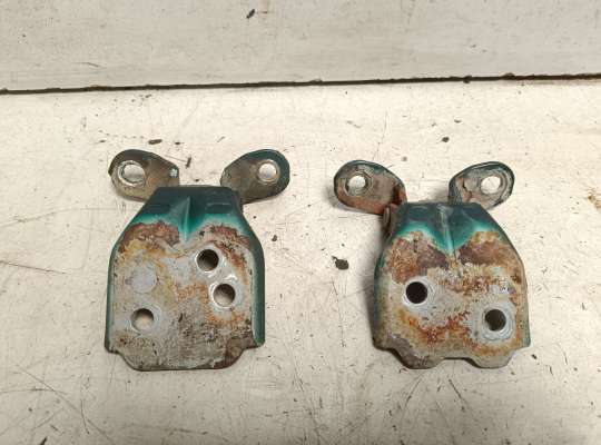 купить Петля двери на Hyundai Accent II (+ТАГАЗ)