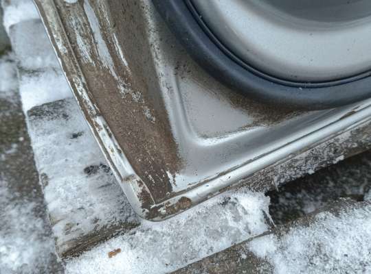 Дверь боковая