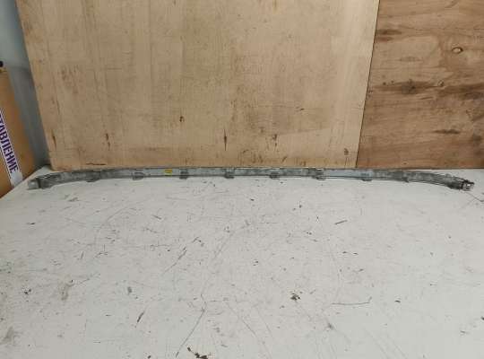 купить Молдинг бампера на Volkswagen Touareg II (7P)