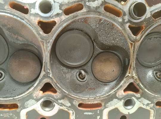 купить Головка блока цилиндров (ГБЦ в сборе) на Ford Focus I