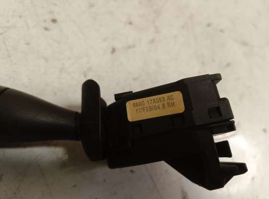 купить Переключатель стеклоочистителей на Ford Focus I