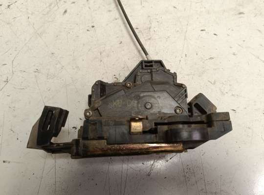 купить Замок боковой двери на Ford Focus I