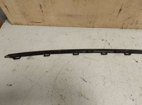 купить Молдинг заднего бампера на Volkswagen Polo Mk5 (6R/6C)