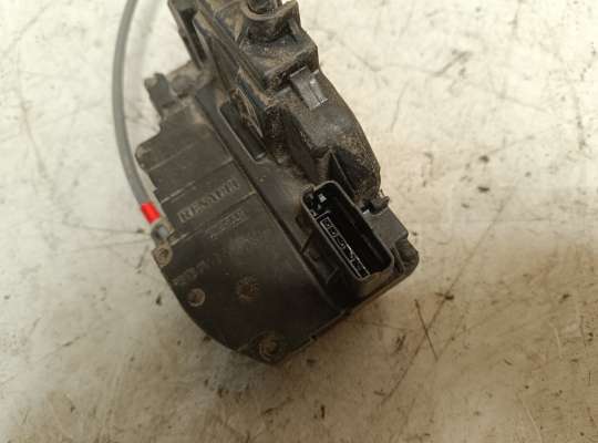 купить Замок боковой двери на Nissan Note (E11)