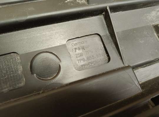 купить Накладка двери Volkswagen Touareg R-Line на Volkswagen Touareg II (7P)