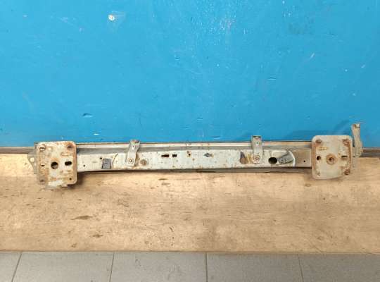 купить Усилитель бампера на Ford Focus I