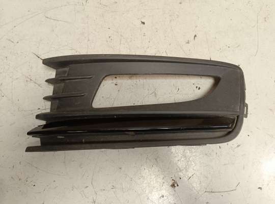Решетка (заглушка) бампера VG2578006 на Volkswagen Polo Mk5 (6R/6C)