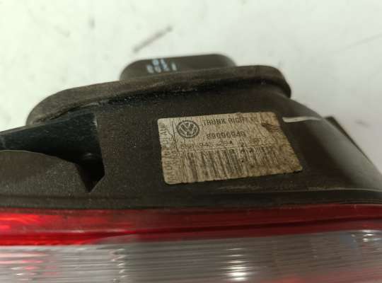 купить Фонарь крышки багажника на Volkswagen Golf VI (5K)