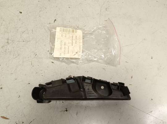 Кронштейн бампера VG2578959 на Volkswagen Amarok (2H)