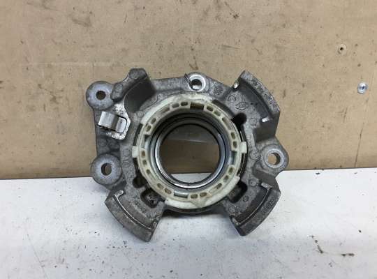 Кронштейн вакуумника RN814560 на Renault Megane II