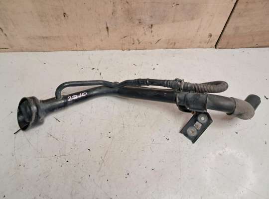 купить Горловина топливного бака на Nissan Cube Z11