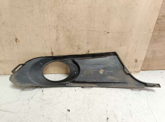 купить Решетка (заглушка) бампера на Volkswagen Jetta VI (1B)