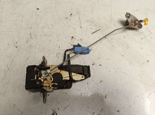 купить Замок стекла багажника на Pontiac Vibe