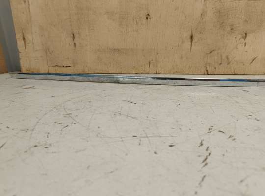 купить Молдинг крышки багажника на Volkswagen Polo Mk5 (6R/6C)