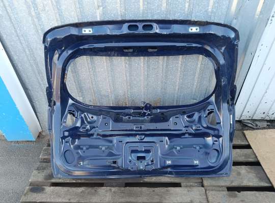 купить Крышка багажника на Ford Focus III