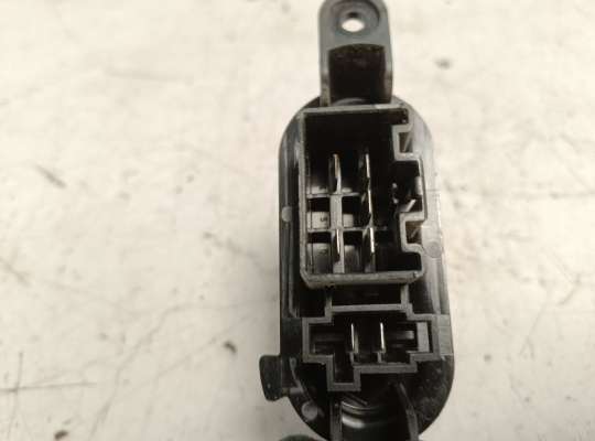 купить Резистор (сопротивление) отопителя на Renault Master III