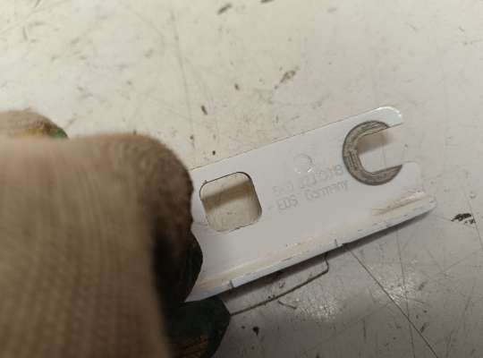 купить Петля капота на Volkswagen Golf VI (5K)