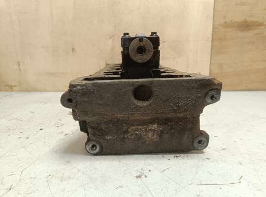 купить Головка блока цилиндров (ГБЦ в сборе) на Ford Focus I