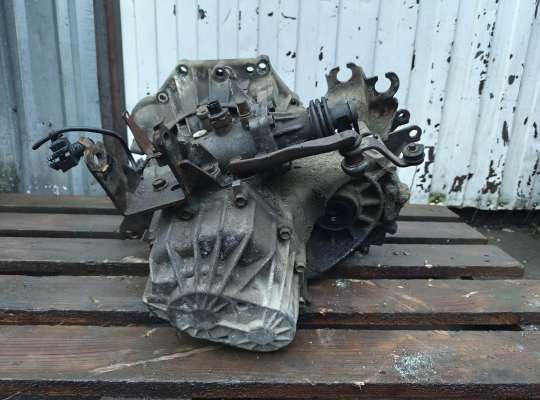 купить МКПП 6-ст. 2WD на Pontiac Vibe