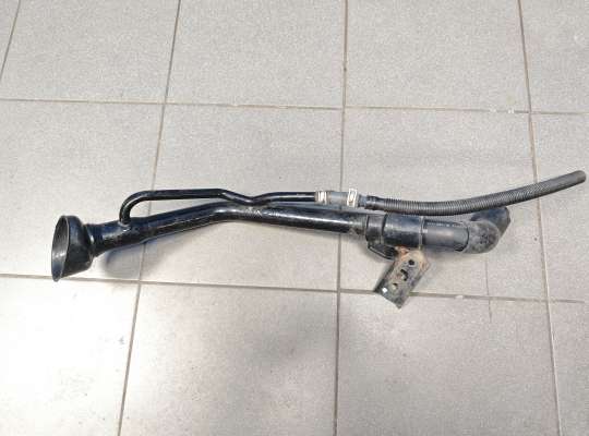 купить Горловина топливного бака на Nissan Note (E11)