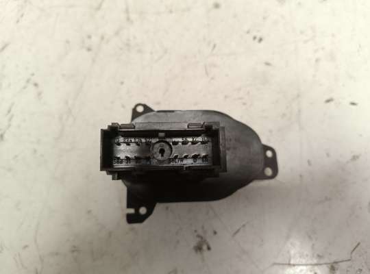 купить Блок управления (фарами) светом на Ford Focus I