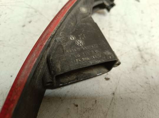 купить Отражатель на Volkswagen Touareg II (7P)