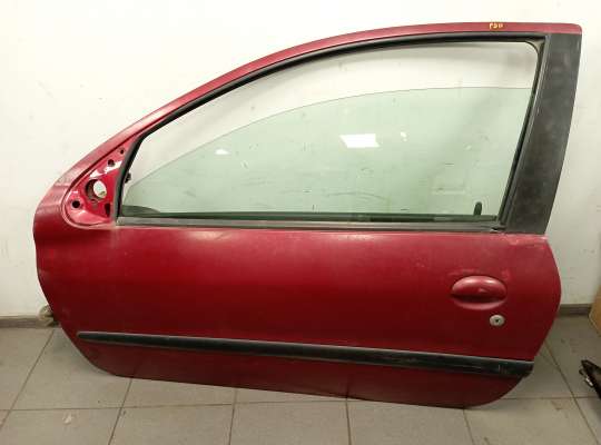 Дверь боковая PG719166 на Peugeot 206