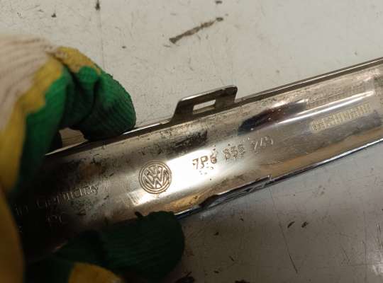 купить Молдинг бампера на Volkswagen Touareg II (7P)