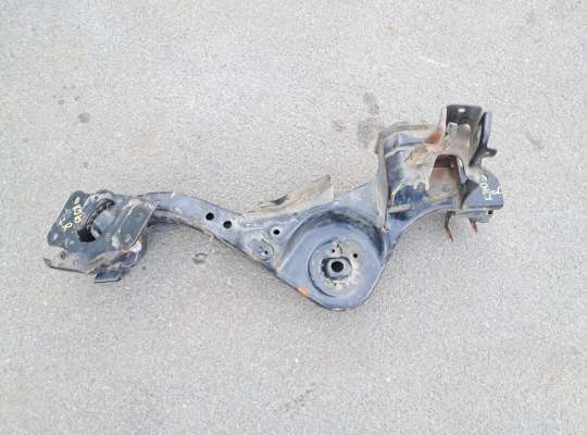 Рычаг подвески NS868151 на Nissan Qashqai I (J10)