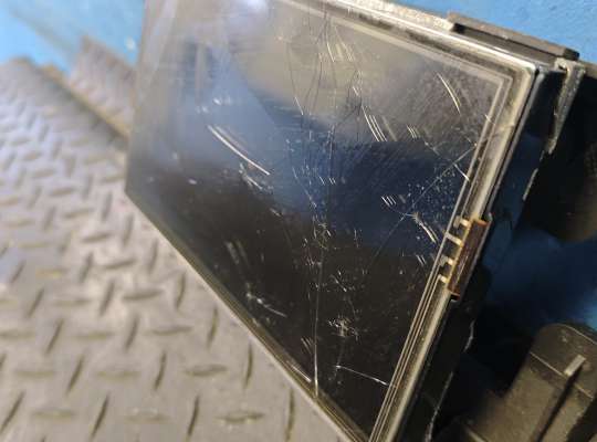 купить Дисплей информационный на Peugeot 2008