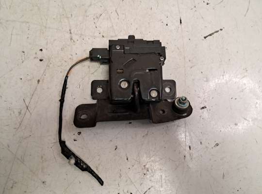 купить Замок стекла багажника на Ford Escape II