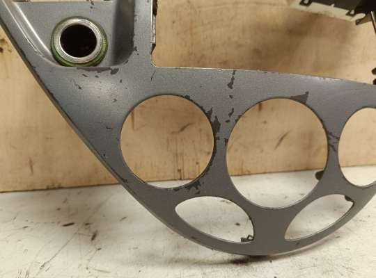 купить Рамка магнитолы на Ford Focus I