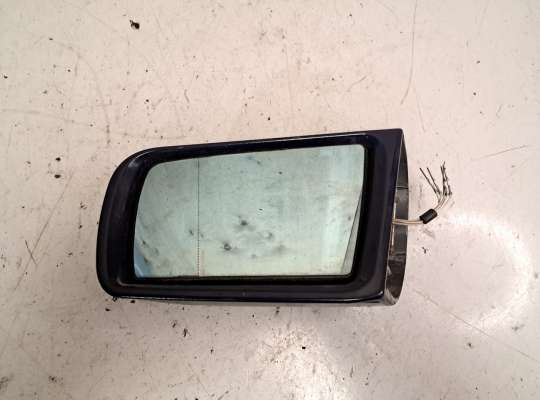 Зеркало боковое MB1581776 на Mercedes-Benz E (W210)