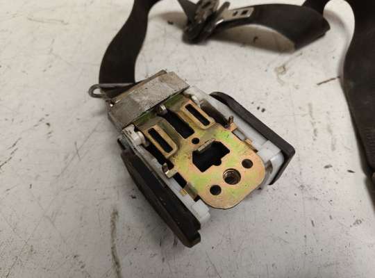 купить Ремень безопасности на Ford Focus I