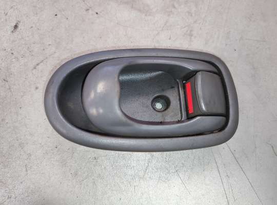 Ручка двери внутренняя на Kia Sephia II (FB)