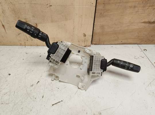 купить Подрулевой переключатель на Mazda 3 I (BK)