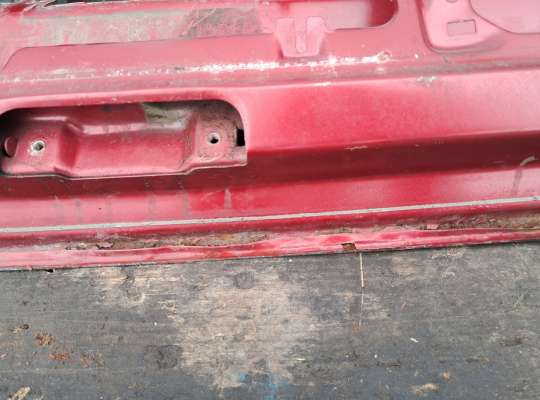 купить Крышка багажника на Peugeot 206