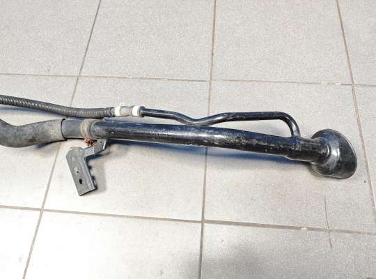 купить Горловина топливного бака на Nissan Note (E11)