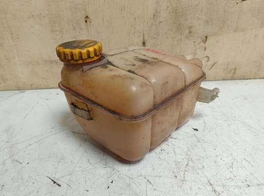 купить Бачок расширительный на Ford Focus I