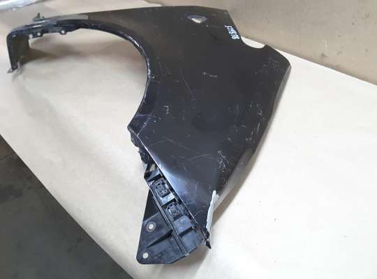 купить Крыло переднее на Mitsubishi Colt VI (Z3)