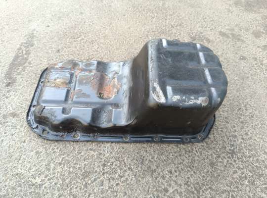 Поддон (картер двигателя) MT581093 на Mitsubishi Lancer IX