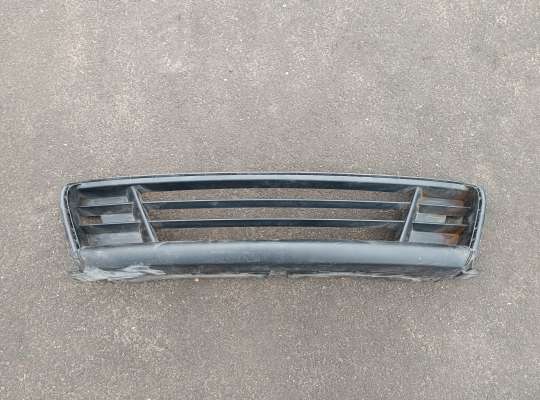 Решетка в бампер центральная PR36648 на Porsche Panamera (970)