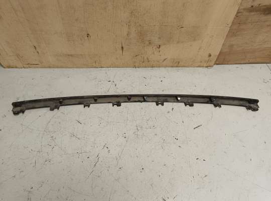 купить Молдинг бампера на Volkswagen Touareg II (7P)