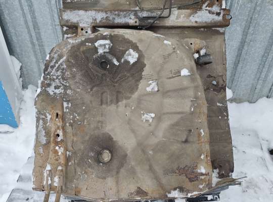 Часть кузова (отрезной элемент) на Nissan Note (E11)